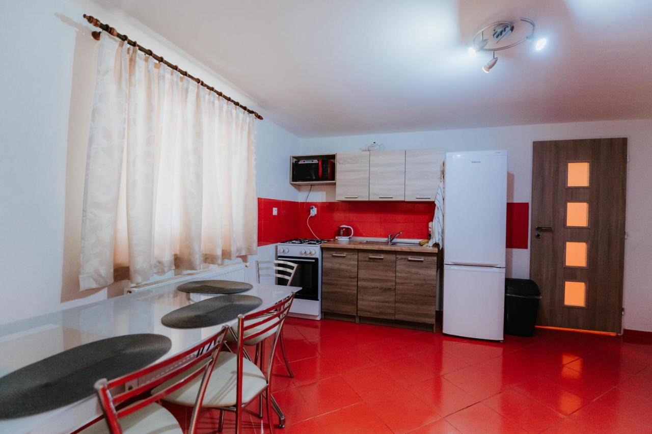 Ard Apartments - Levice Luaran gambar